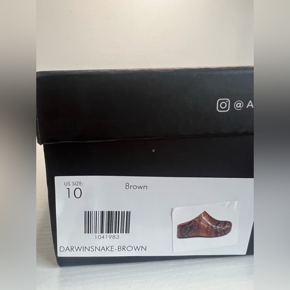 New AZALEA WANG CLOG IN BROWN Snake Print Platform Shoes Size 10 fits like 9.5 - Picture 7 of 7